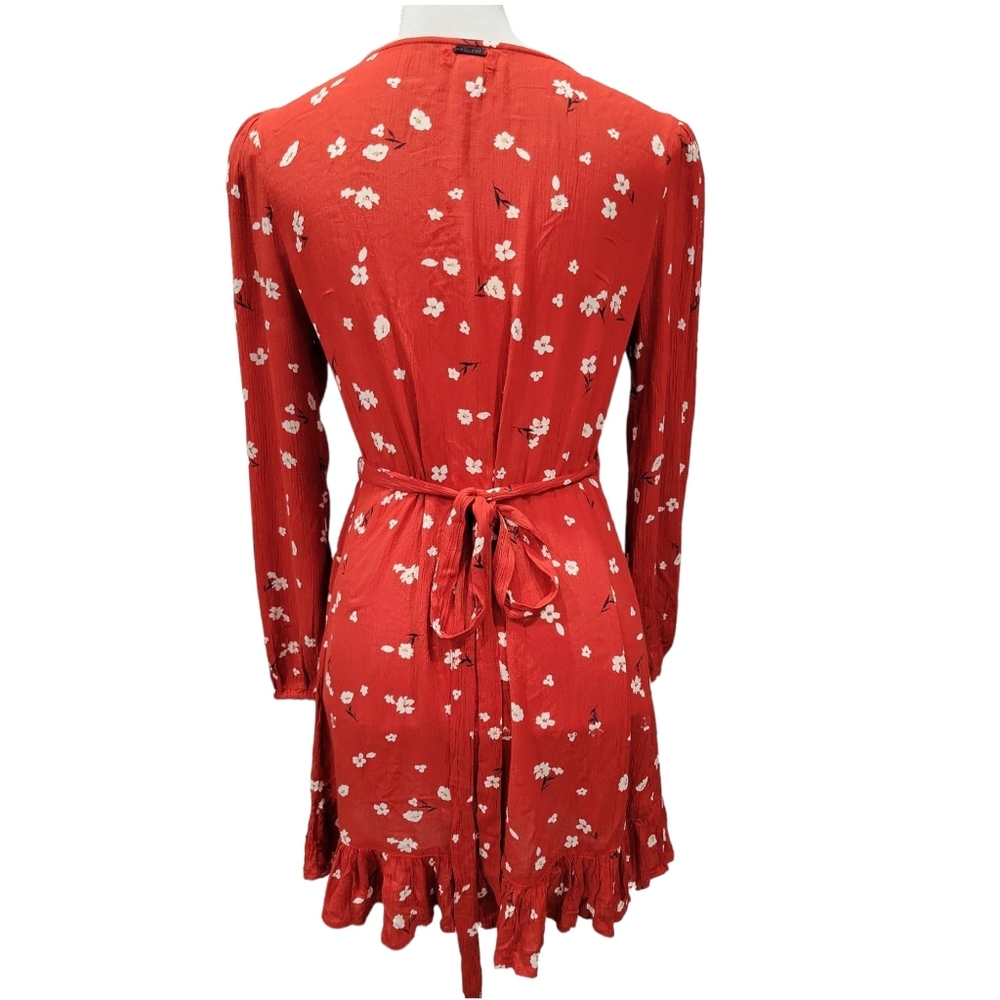 New Without Tags! Billabong Red Lovin' You Wrap Mini Dress Size Small - Picture 3 of 4